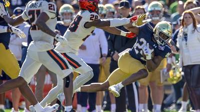 Sun Bowl: No. 15 Notre Dame beats No. 21 Oregon State 40-8 as fill-in QB Steve Angeli throws for 3 TDs