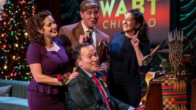 Review: Warm ‘It’s a Wonderful Life: Live in Chicago!’ by American Blues Theater has always felt like home for the holidays
