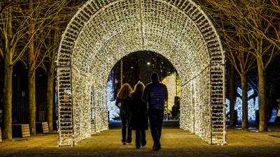 12 things to do around Chicago: Our list for the weekend before Christmas