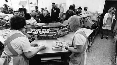 Vintage Chicago Tribune: Dinkel's, Dressel's and more shut bakeries