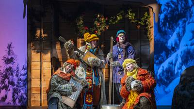 Review: ‘Emmet Otter’s Jug-Band Christmas’ at the Studebaker is a happy holiday show for all ages