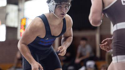 Headliner Joey Favia fills gap for Marmion with injury to Northwestern recruit Jack Lesher. ‘He’s my mentor.’