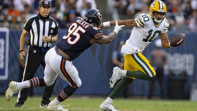 Bears vs. Packers player props: Week 18 NFL odds, predictions, best bets